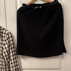 Pariscope Elegant Black Skirt with Belt